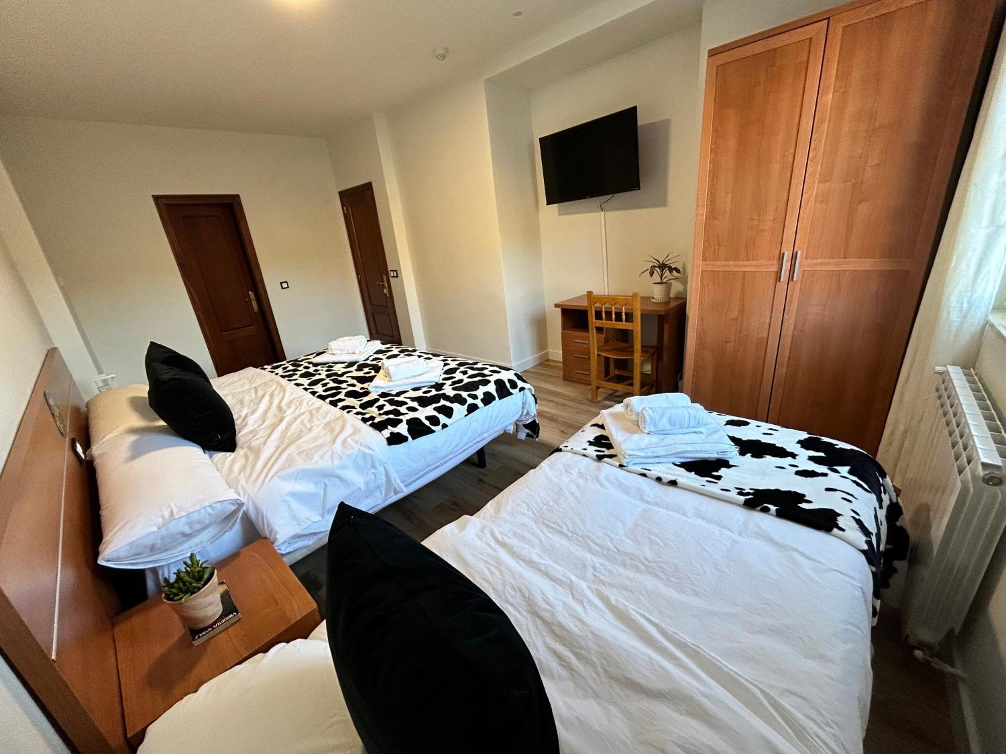 Bicis & Vacas Hotel La Pola de Gordon Luaran gambar