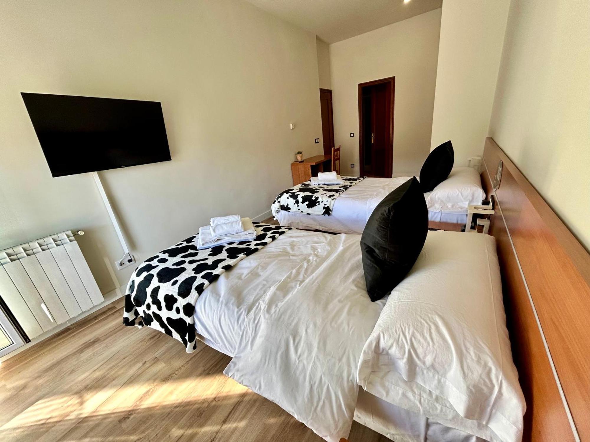 Bicis & Vacas Hotel La Pola de Gordon Luaran gambar